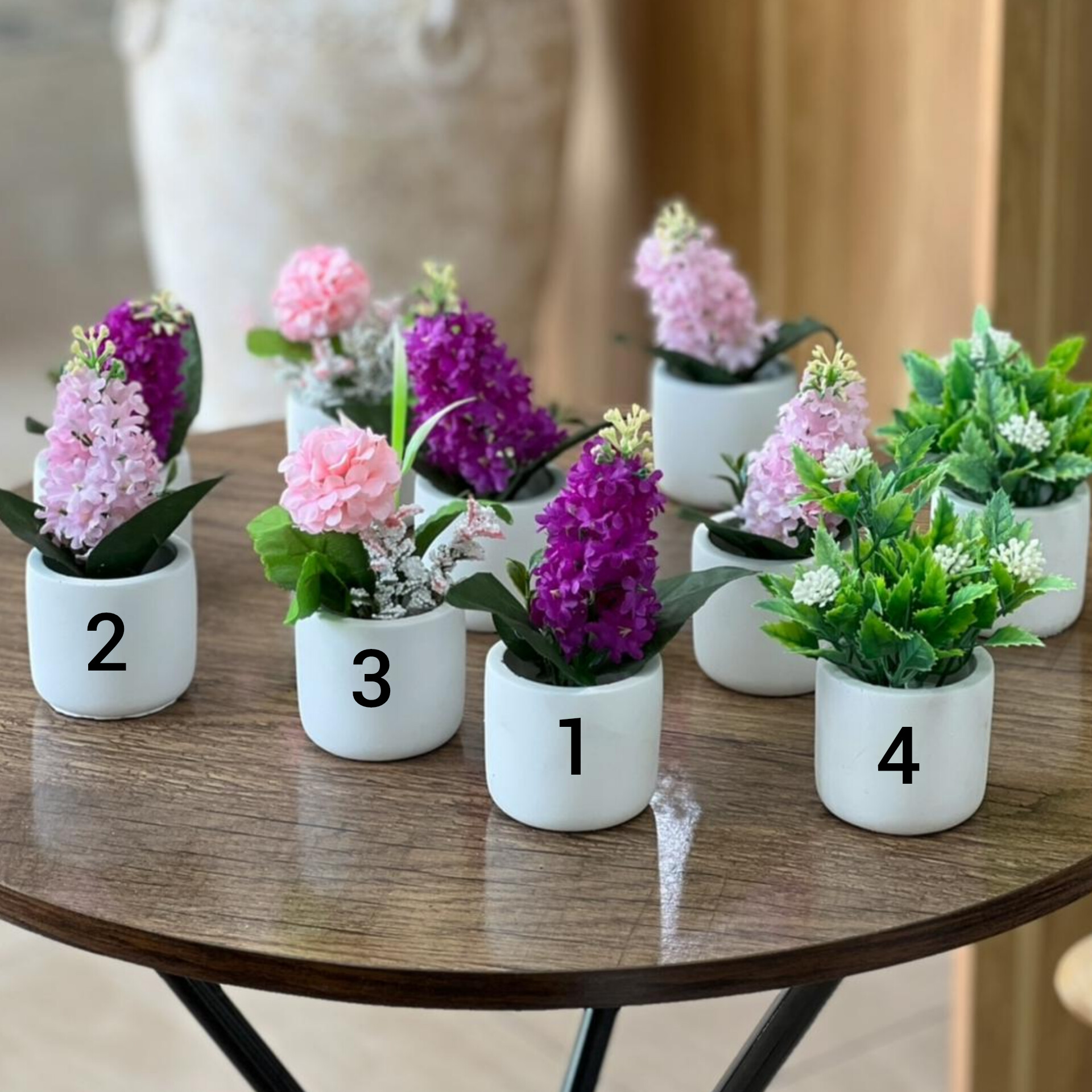 InShot_20250818_144009353 مینی گلدان سرامیکی - تصویر 1